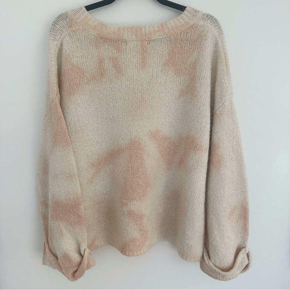 Anthropologie Maggie Bell-Sleeved V-Neck Wool Oversized Sweater, Cream & Pink M - Picture 4 of 9